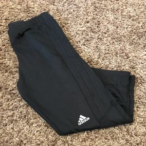 Adidas cropped work out pants